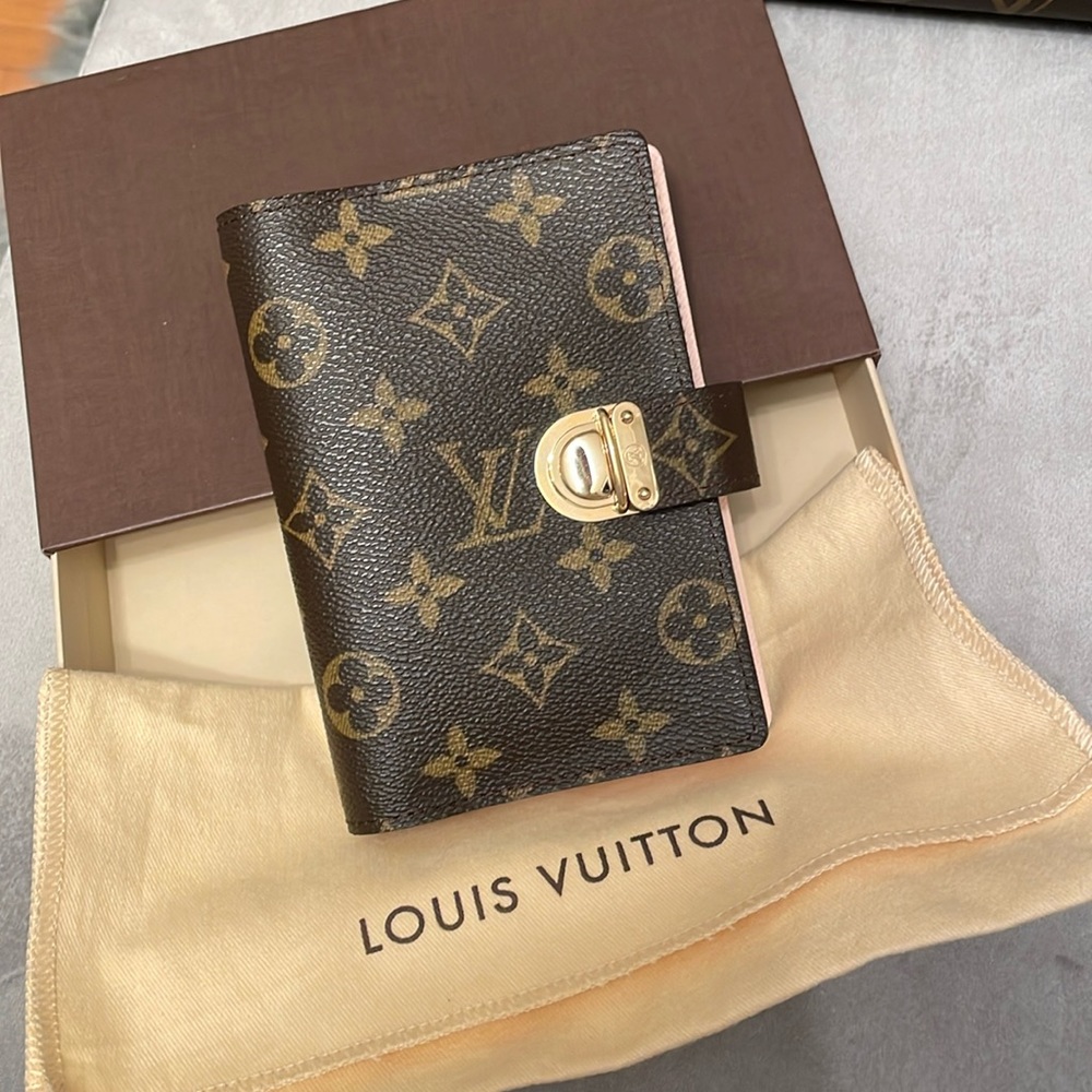 Authentic LOUIS VUITTON Agenda PM